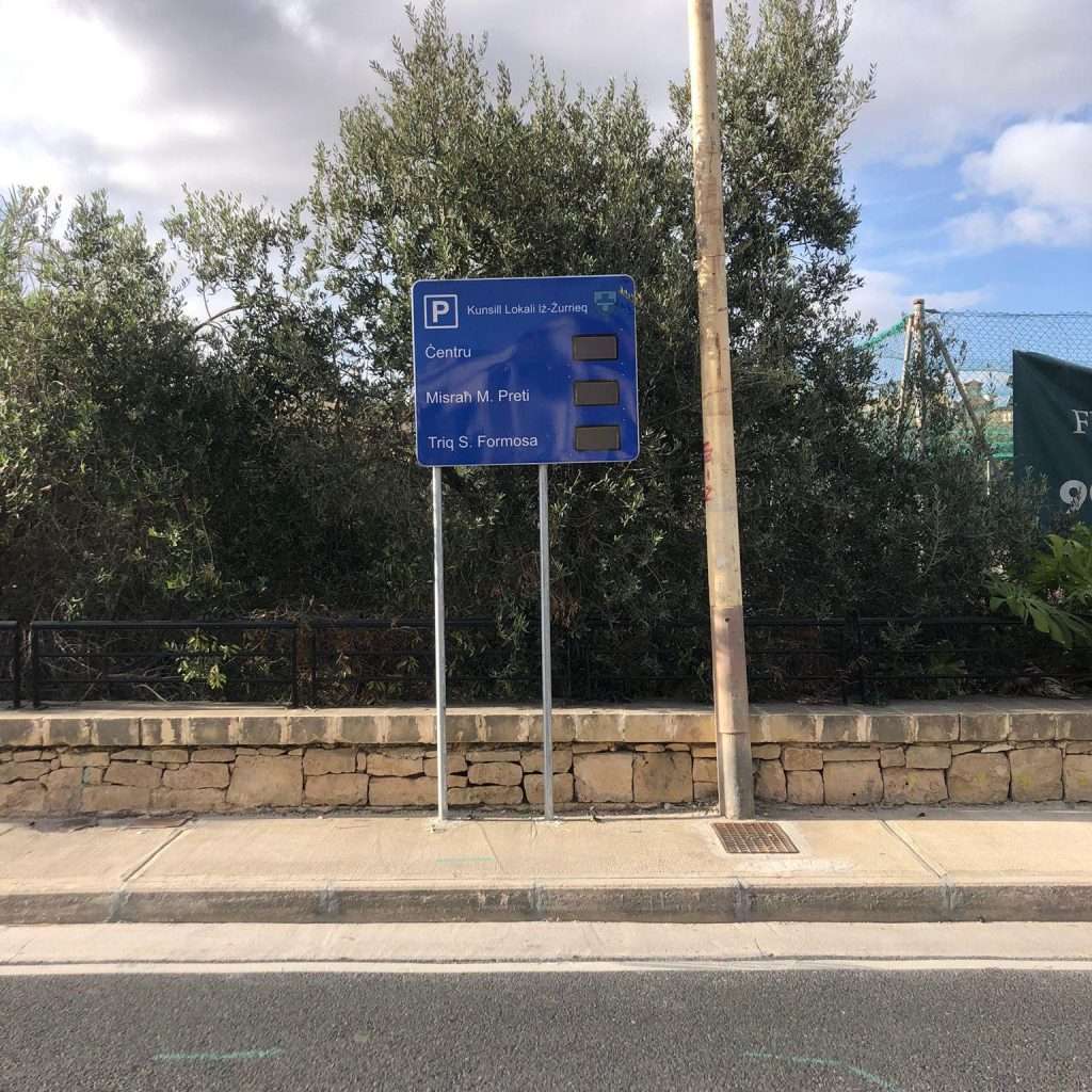 Żurrieq smart parking installation